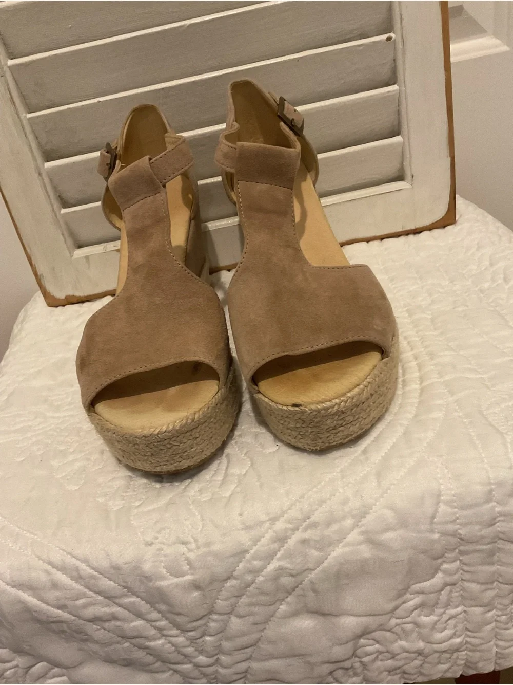 Cordani Jordynn Suede T-Strap Wedge Sandals - Taupe